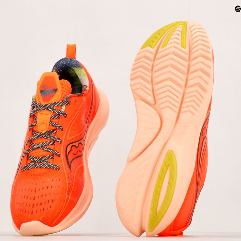 Pantofi de alergare pentru bărbați Saucony Kinvara 13 portocaliu 16