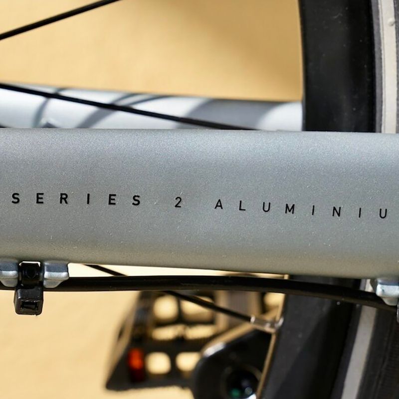 Bicicletă de oraș Marin Presidio 2 satin charcoal/silver/black 10