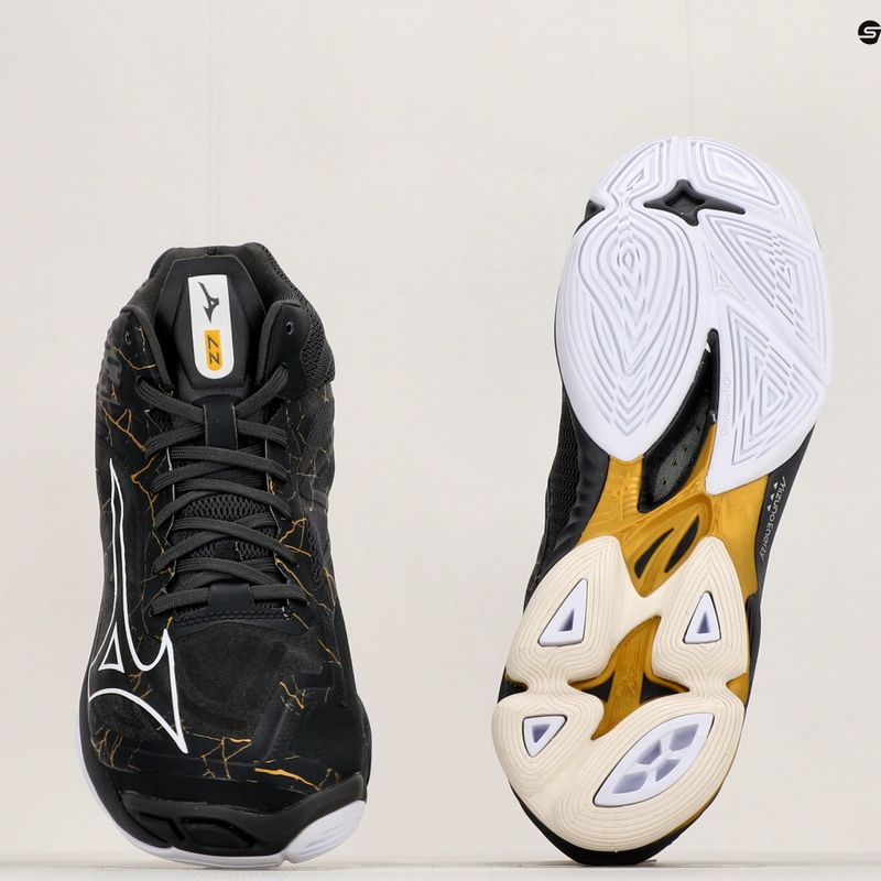 Pantofi de volei pentru bărbați Mizuno Wave Lightning Z7 Mid bikoyster/mpgold/irongate 13