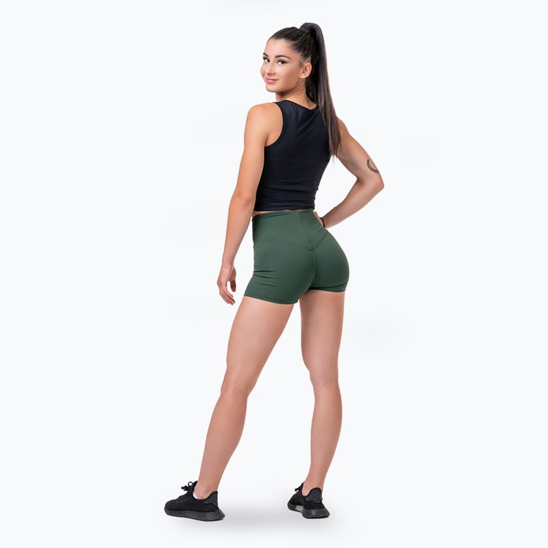 Pantaloni scurți pentru femei NEBBIA Classic Hero dark green 3