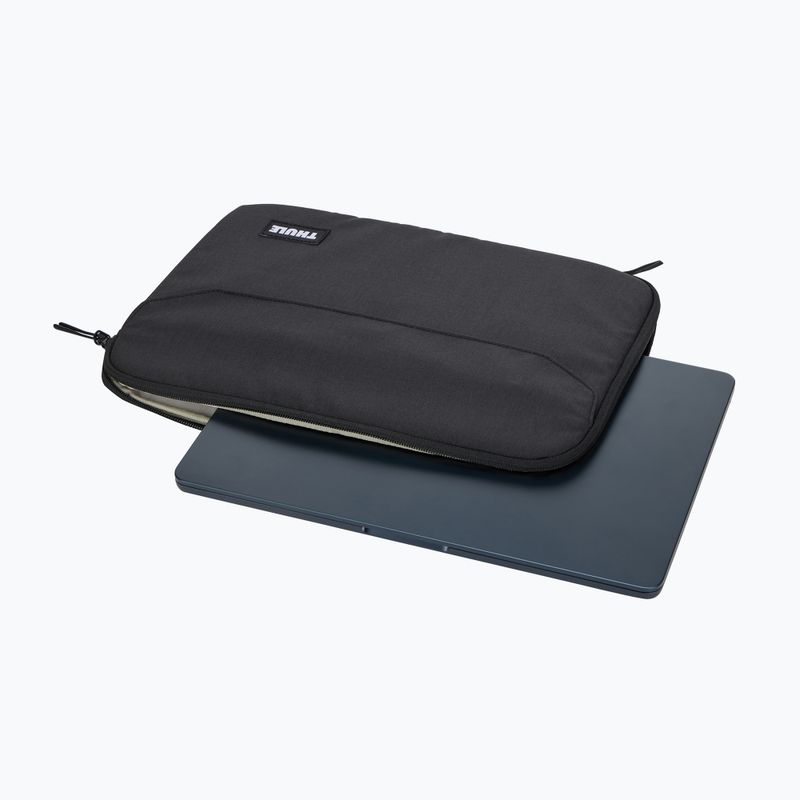 Husă pentru MacBook Air 13" Thule Lithos Sleeve black 6