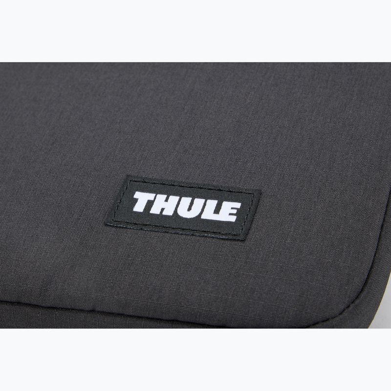 Husă pentru MacBook Air 13" Thule Lithos Sleeve black 9