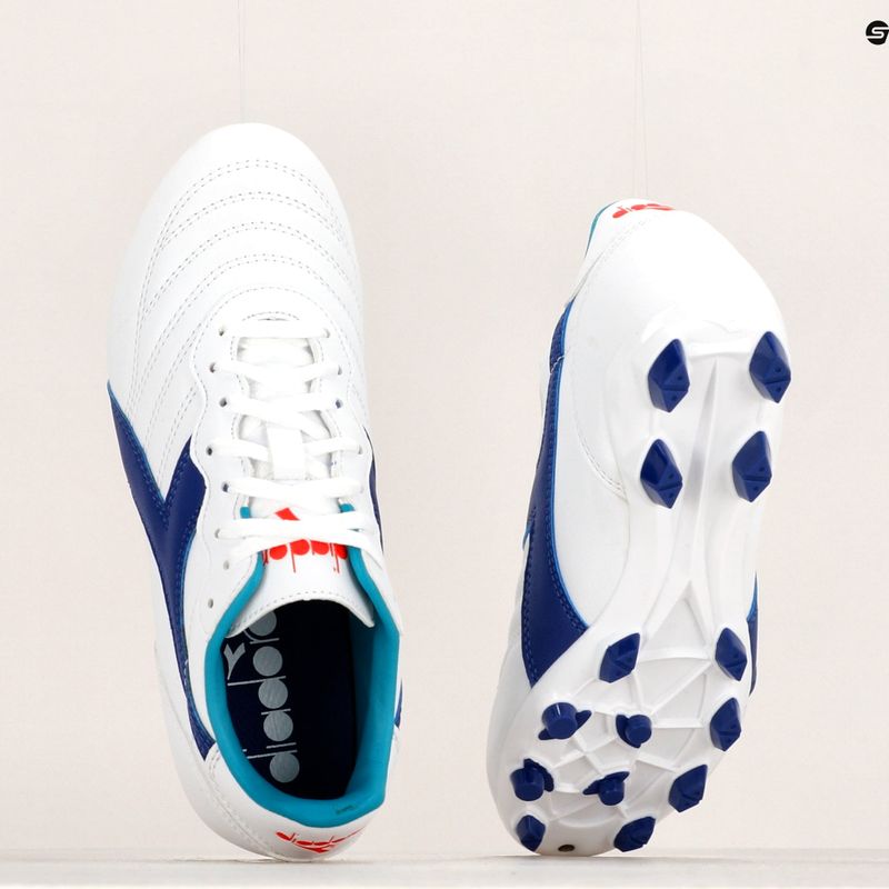 Cizme de fotbal pentru copii Diadora Brasil 2 R LPU JR alb/marin 12