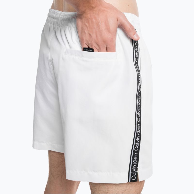 Bărbați Calvin Klein Medium Pantaloni scurți de înot cu cordon, alb 6