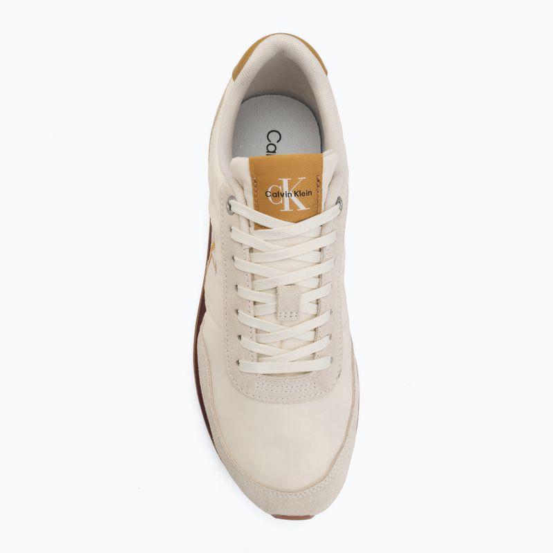 Încălțăminte pentru bărbați Calvin Klein YM0YM01361 Retro Runner Ess Mix Mat white swan/tofu/amber gold 5
