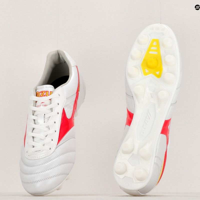 Mizuno Morelia II Elite MD ghete de fotbal pentru bărbați alb/flery coral2/bolt2 14