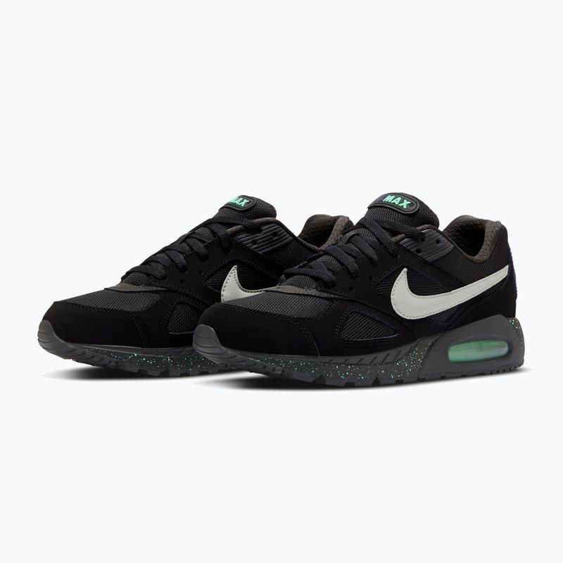 Încălțăminte pentru bărbați Nike Air Max IVO black/green glow/matte silver 3