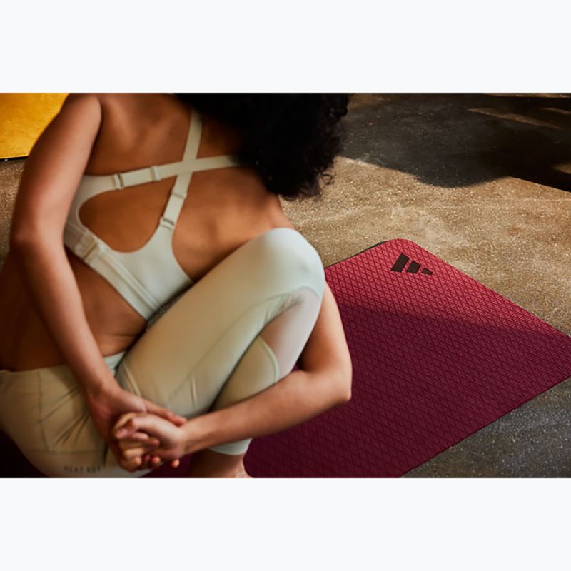 Covoraș fitness adidas Yoga 6 mm collegiate burgundy 11