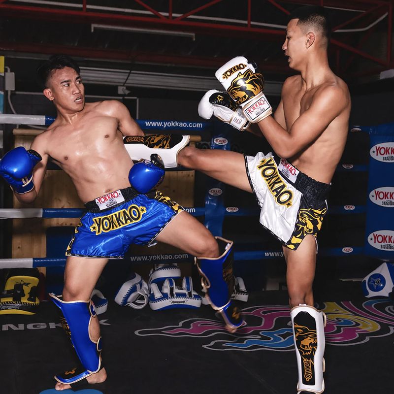 Pantaloni scurți de antrenament pentru bărbați YOKKAO Original Muay Thai white 6