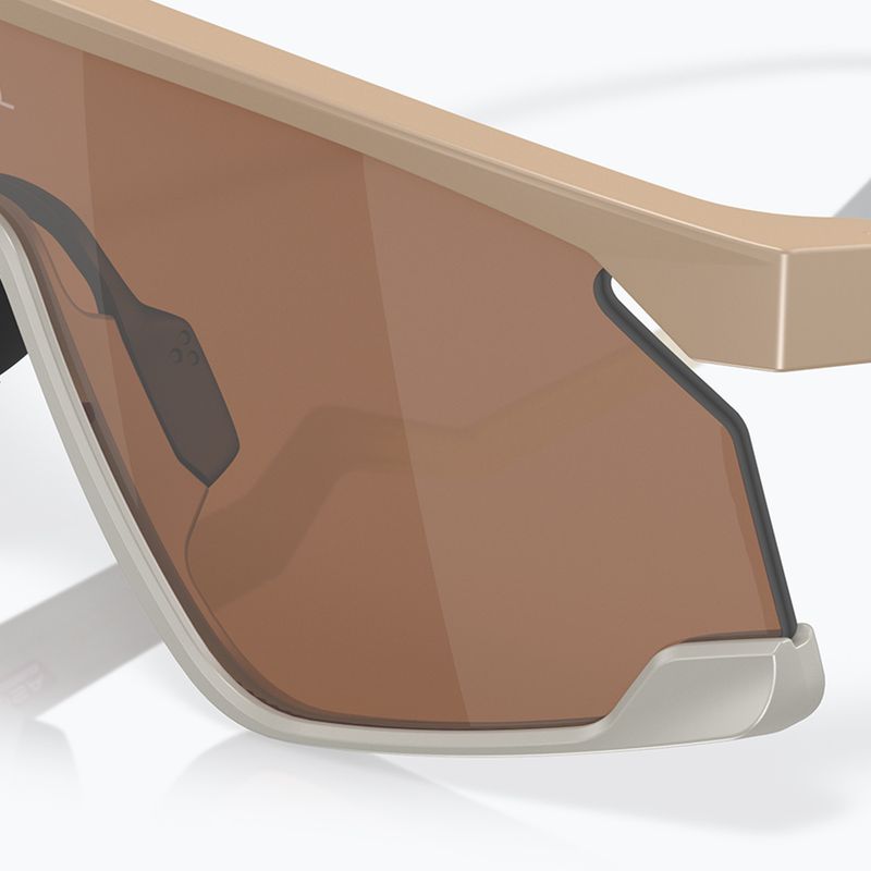 Ochelari de soare Oakley Bxtr Patrick Mahomes II matte terrain tan/prizm tungsten 9