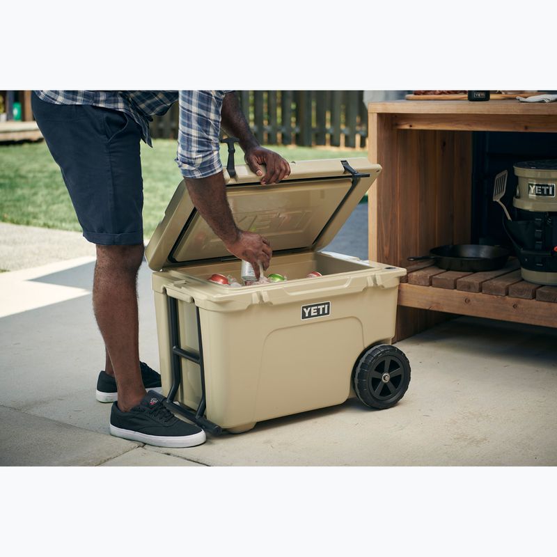 Frigider portabil YETI Tundra Haul 47 l tan 9