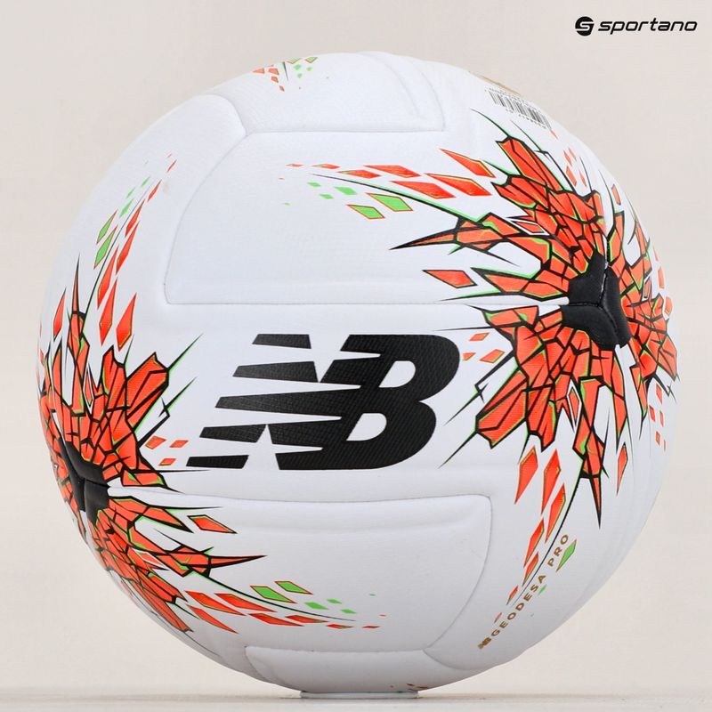 Minge de fotbal New Balance Geodesa PRO white/red mărime 5 6