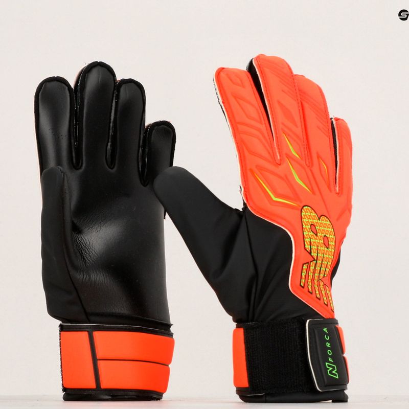 Mănuși de portar pentru copii New Balance Forca Replica Junior orange/black 5