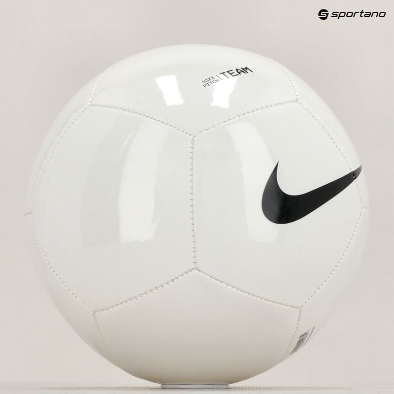 Minge de fotbal Nike Pitch Team white/black mărime 4 6