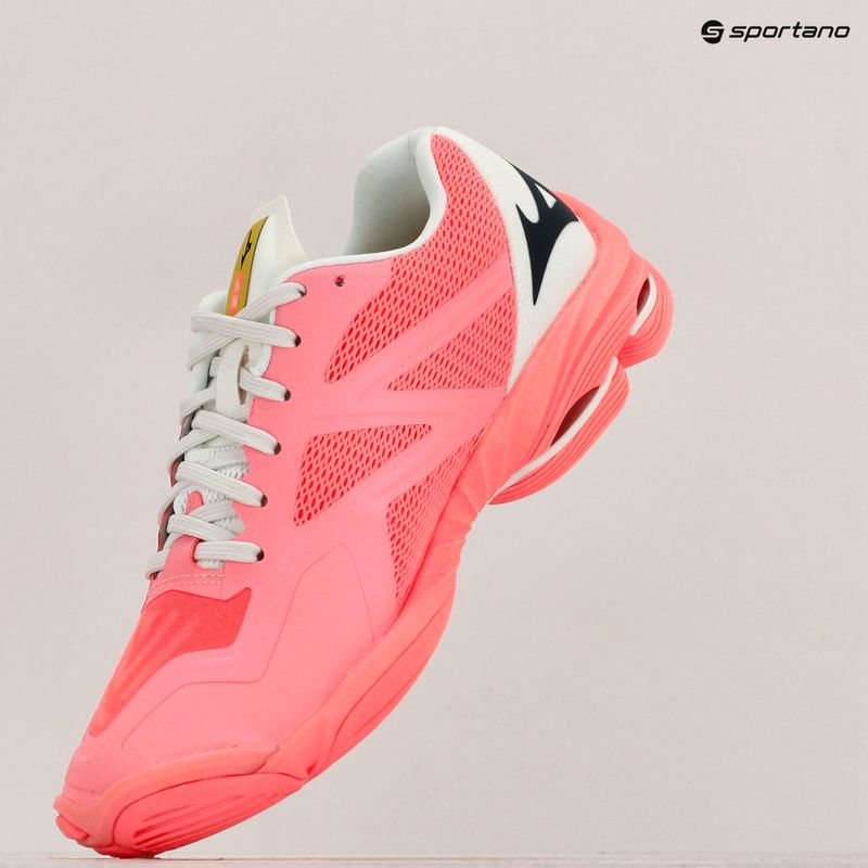 Încălțăminte de volei pentru femei Mizuno Wave Lightning Z7 candycoral/black/bolt2neon 9