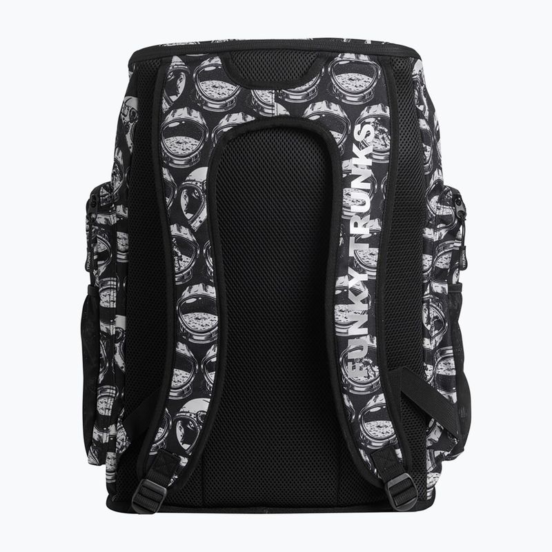 Rucsac Funky Trunks Space Case 40 and arti mess 3
