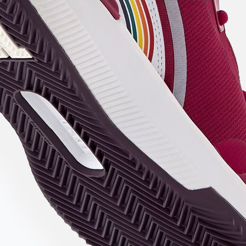 Pantofi de tenis pentru femei Wilson Intrigue Pro Clay W RG beaujolais/ alb/ prună perfect 6