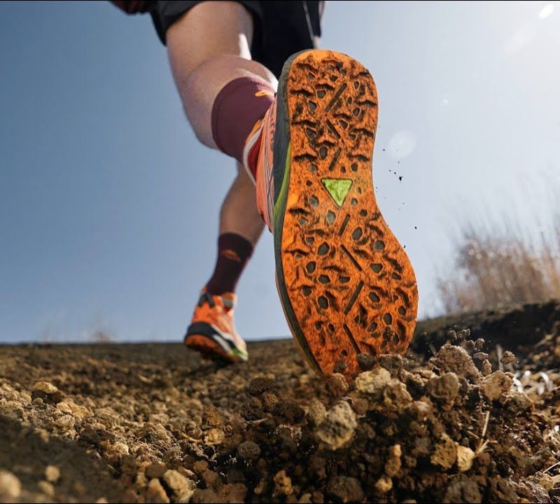 ASICS FUJISPEED 2 bărbați pantofi de alergare portocaliu strălucitor / roșu antic 19