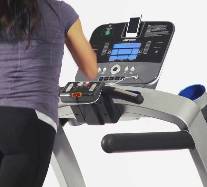 Bandă de alergare electrică Life Fitness T5 Track, gri, T5-XX01-0103_HCT5-000X-0103 5