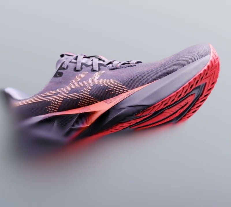 Încălțăminte de alergare pentru bărbați ASICS Novablast 5 black/white 10
