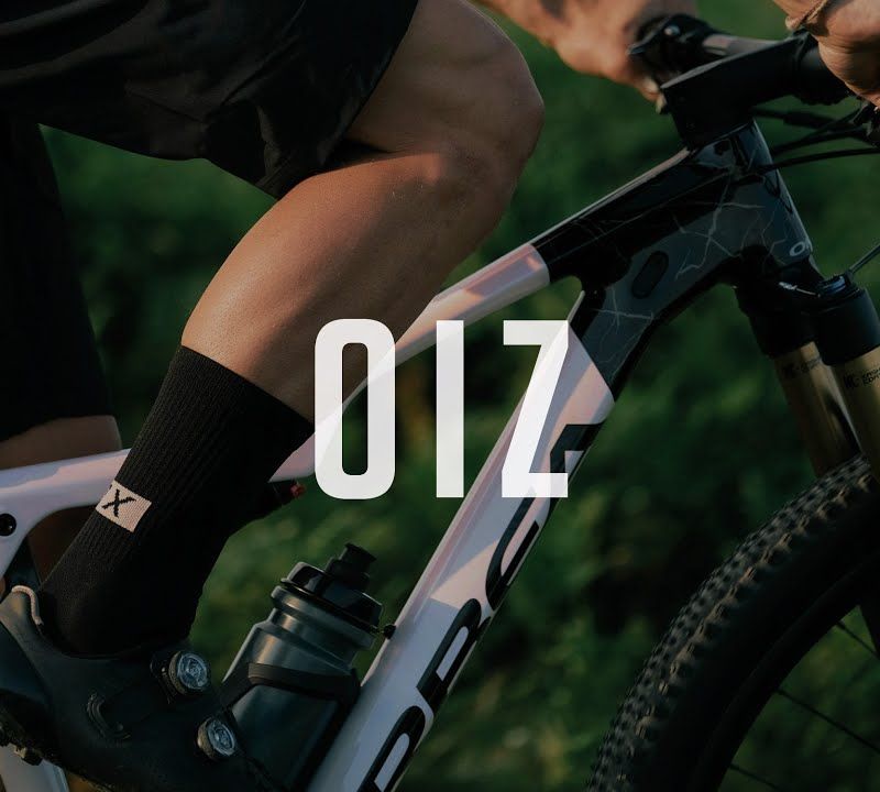 Bicicletă de munte Orbea Oiz H30 negru-verde M23017LC 2