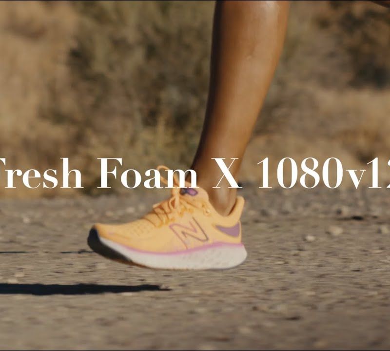 Încălțăminte de alergat pentru bărbați New Balance 1080V12 movă NBM1080E12.D.080 12