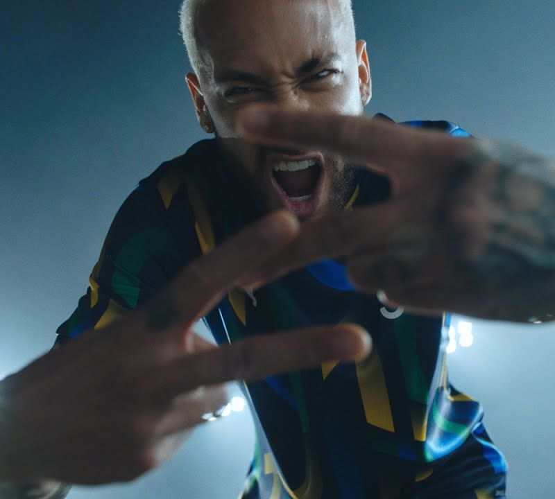 Ghete de fotbal pentru bărbați PUMA Future Z 2.4 FG/AG albastru marin 106995 01 11