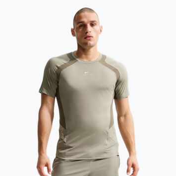 Tricou de antrenament pentru bărbați Nike Pro Training Dri-Fit light army/medium olive/light liquid lime