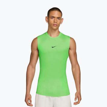 Tricou de antrenament pentru bărbați Nike Pro Dri-Fit Tight Sleeveless Fitness green strike/black