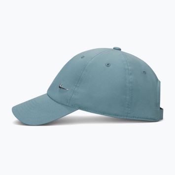 Șapcă Nike Dri-Fit Club Unstructured Metal Swoosh Mineral slate/metallic silver
