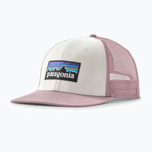 Șapcă cu cozoroc Patagonia P-6 Logo Trucker white w/quiet violet