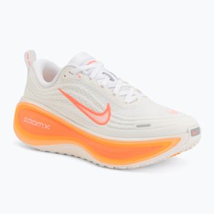 Încălțăminte de alergare pentru femei Nike Vomero Plus sail/white/orange pulse/hot lava