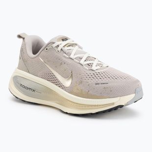 Încălțăminte de alergare pentru femei Nike Vomero 18 SE cream ii/coconut milk/metallic gold grain