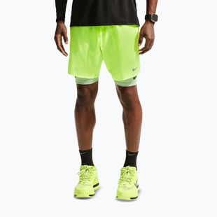 Pantaloni scurți de alergare pentru bărbați Nike Stride Dri-Fit Brief-Lined 7" volt ice