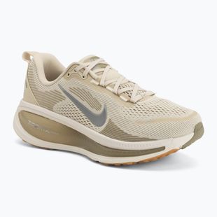 Încălțăminte de alergare pentru bărbați Nike Vomero 18 light khaki/desert khaki/metallic silver