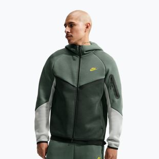Bluză pentru bărbați Nike Tech Windrunner Full Zip camo green/black spruce/chrome yellow
