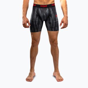 Pantaloni scurți de antrenament pentru bărbați Venum Demon Vale Tudo black/grey