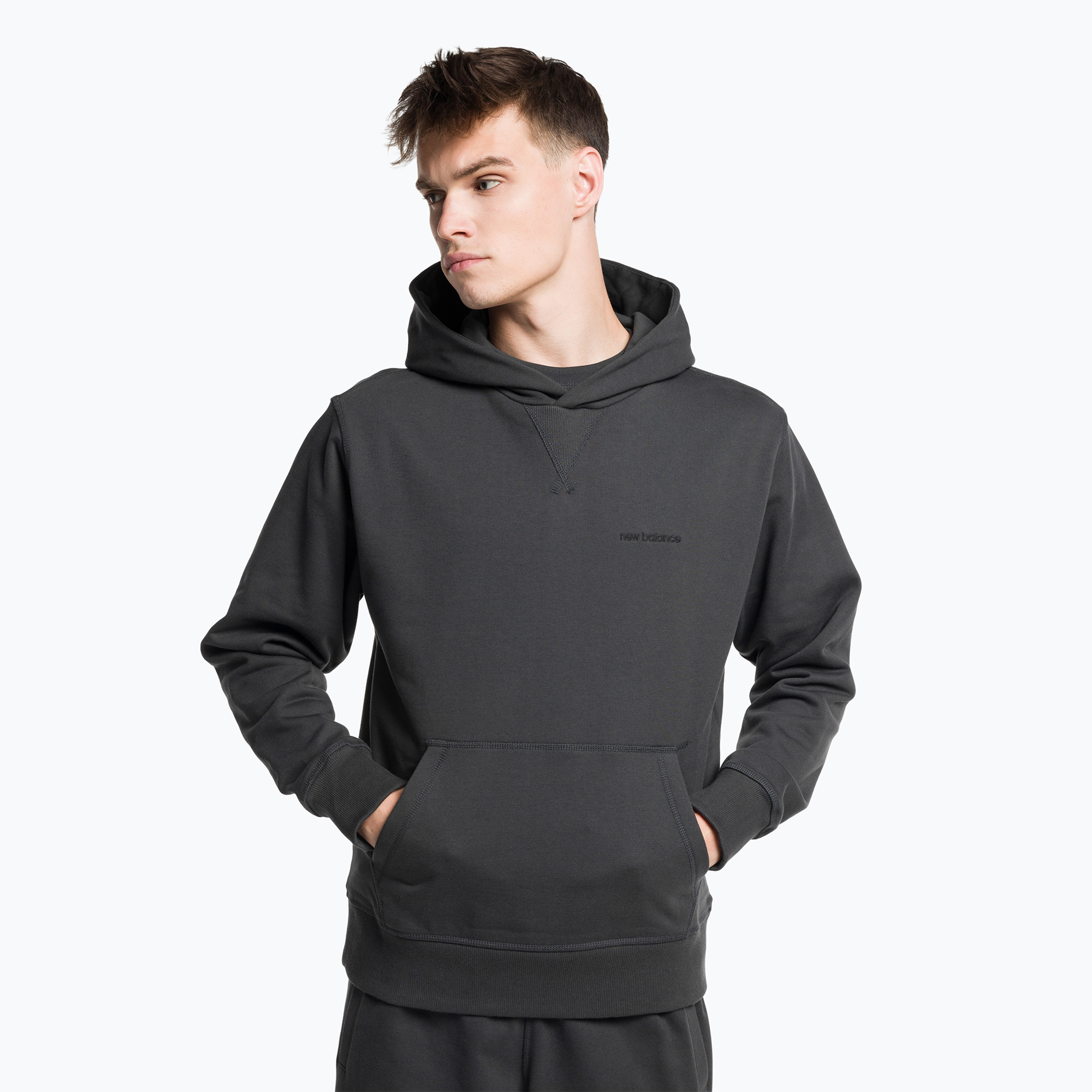 Hanorac de antrenament pentru bărbați New Balance NB Athletics Nature State Hoodie negru NBMT23565PHM (Athletics Nature State Hoodie MT23565PHM)