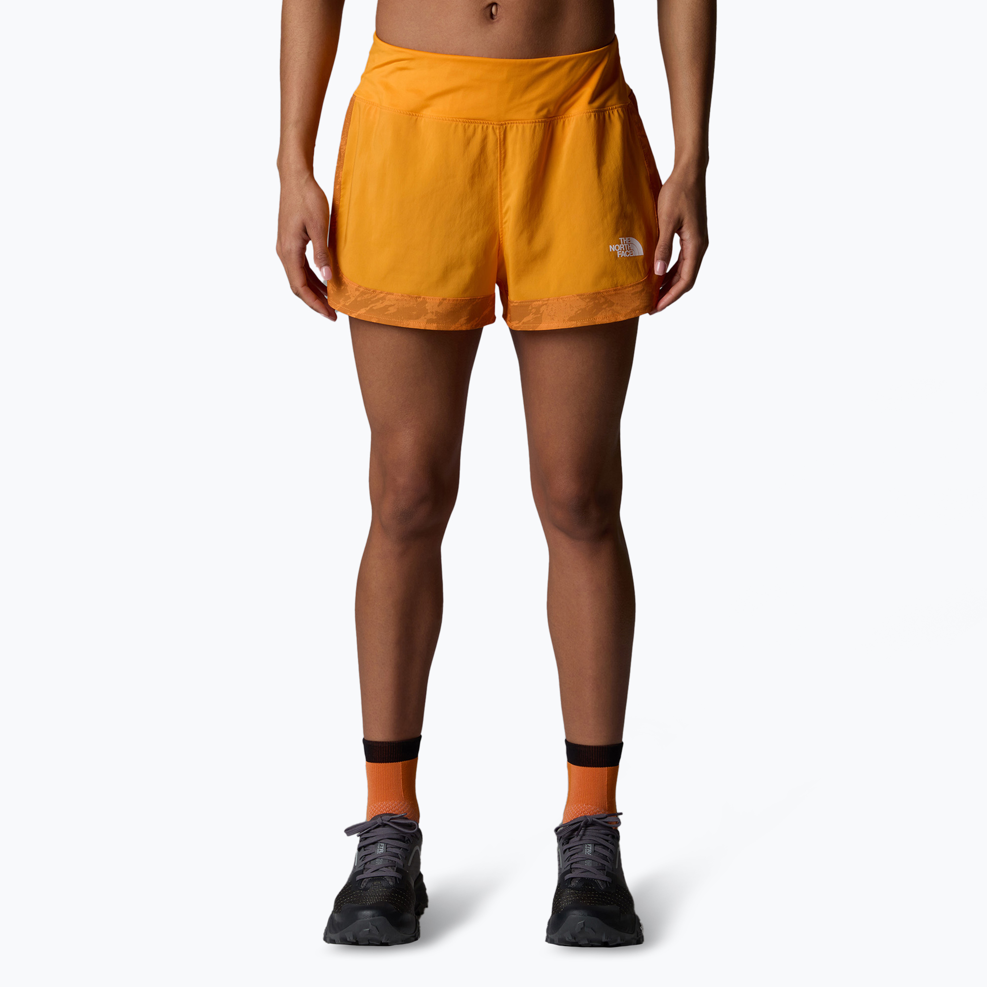 Pantaloni scurți de alergare pentru femei The North Face Sunriser 2.5" apricot glaze mountain