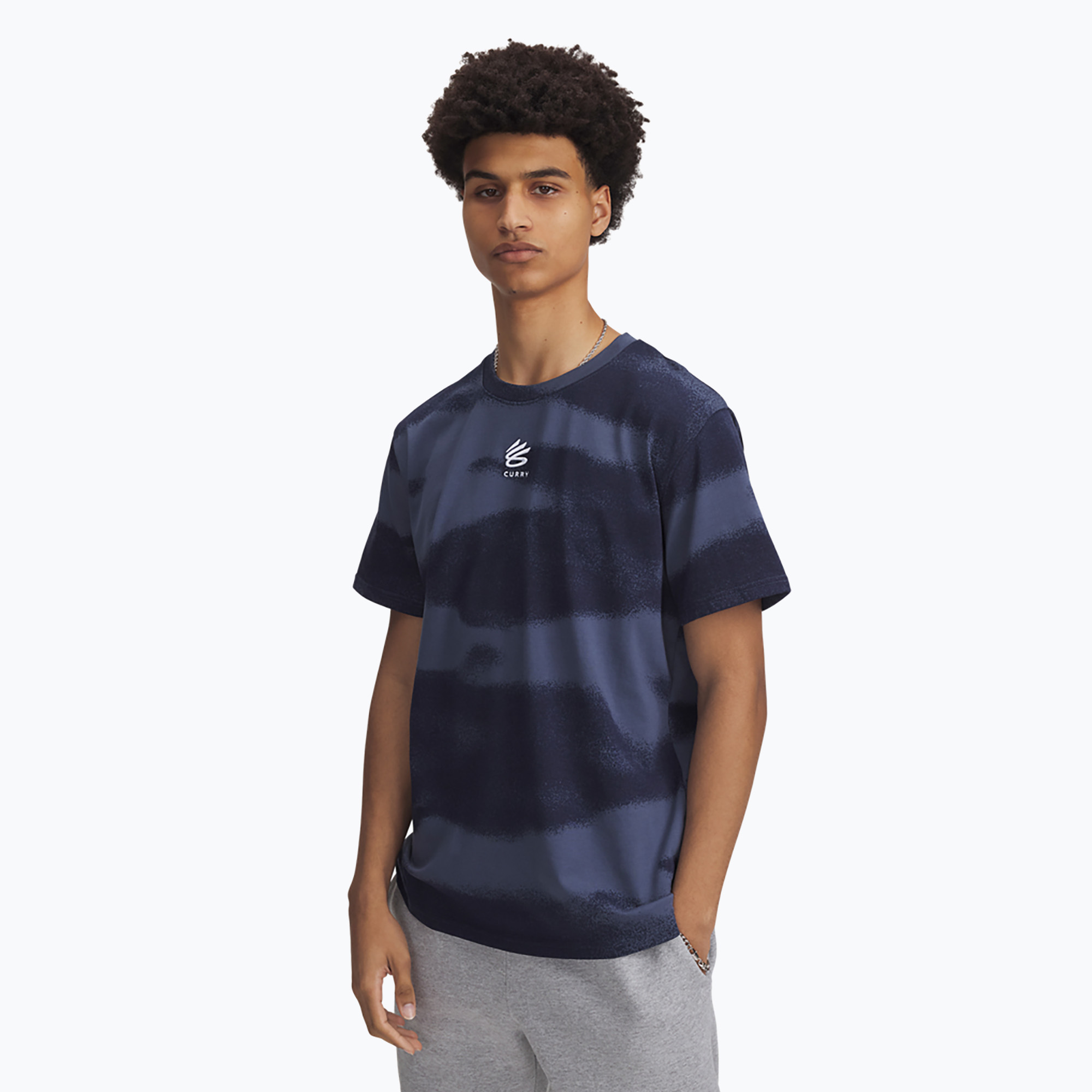 Tricou pentru bărbați Under Armour Curry Hvyweight Logo downpour gray/white (Curry Hvyweight Logo SS 1387107-044)