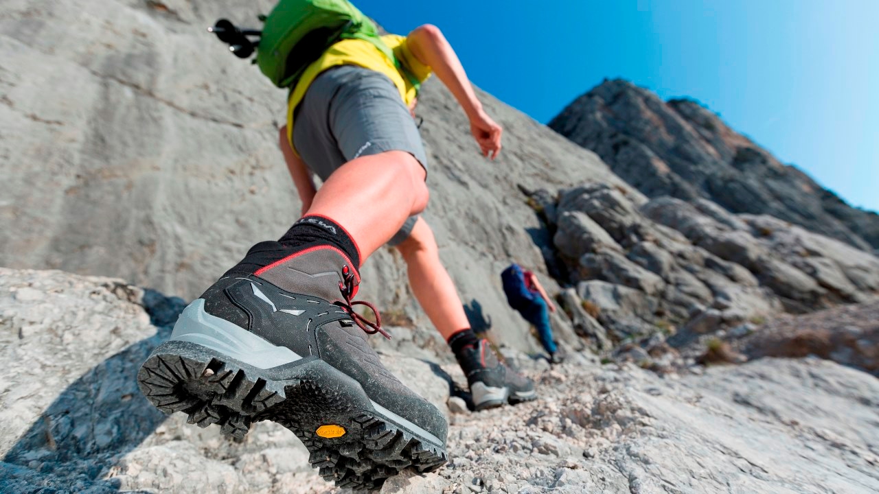 Cizme de trekking pentru bărbați Salewa MTN Trainer Mid GTX gri închis 00-0000063458