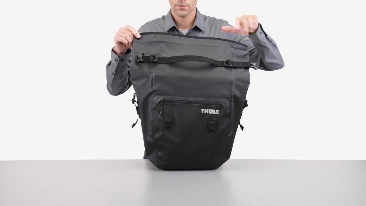 Genți de ciclism pentru portbagaj Thule Shield Pannier 22L neagră 3204916